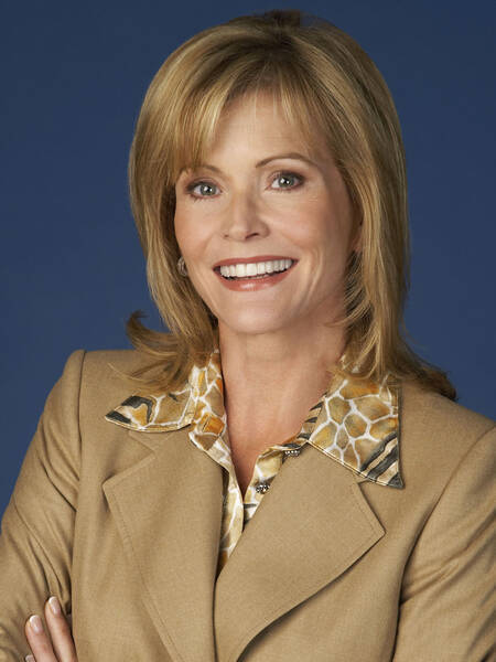 Catherine Crier | Award-Winning Journalist and NY Times Best-Selling Author