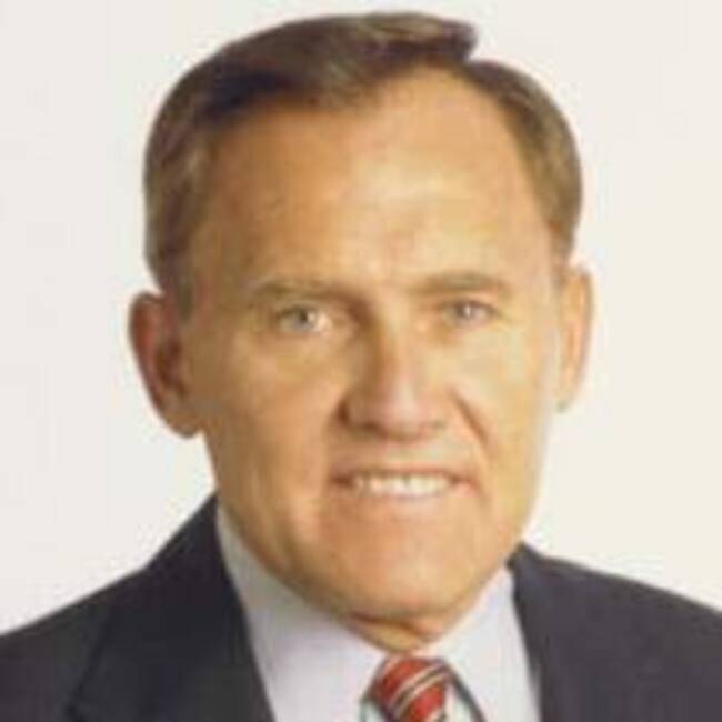 Premiere Speakers Bureau, Garry Kinder