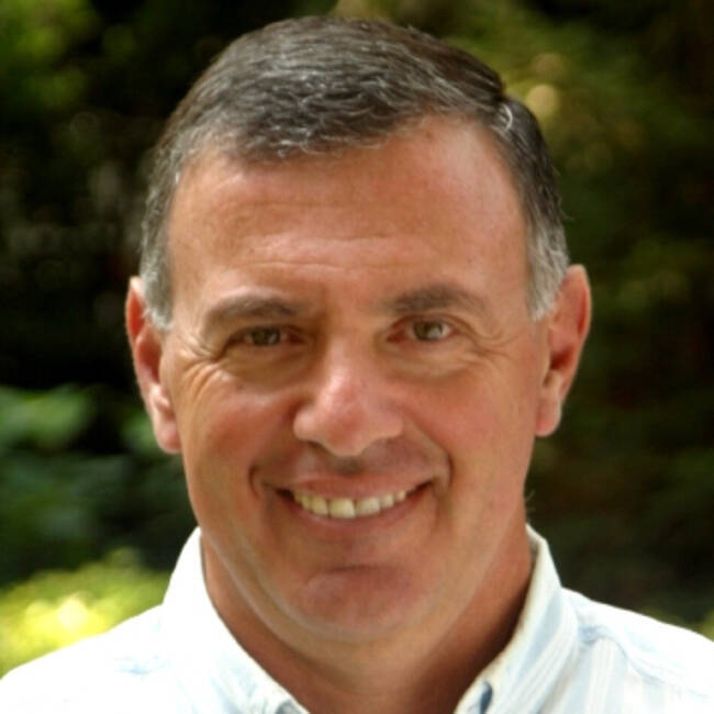 Premiere Speakers Bureau, Dale Moss
