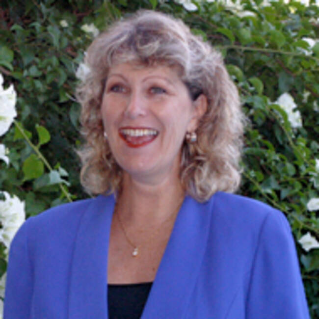 Premiere Speakers Bureau, Shirley McKinnon