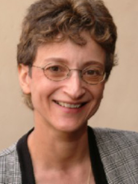 Philippa Gamse | E-Commerce and Business Trends Analyst 