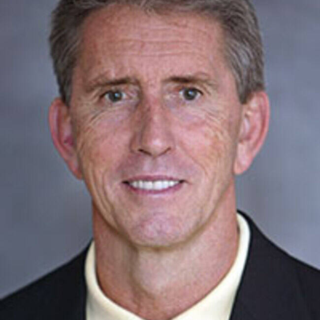 Premiere Speakers Bureau, Admiral Ray Smith