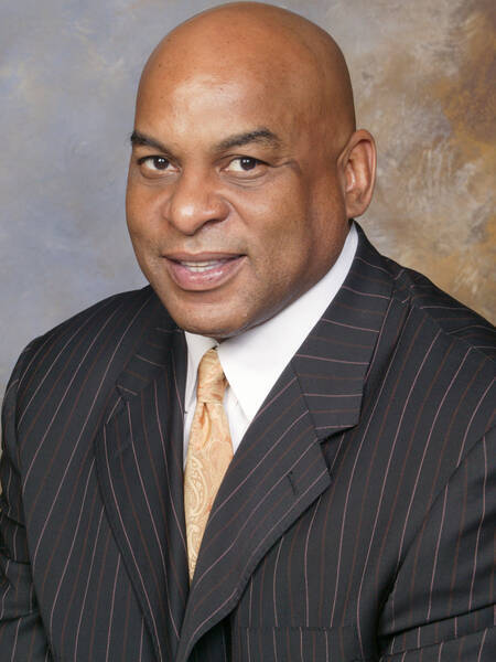 Reggie Williams | Football Legend, Dynamic Speaker, Leader and Inspirational Social Reformer