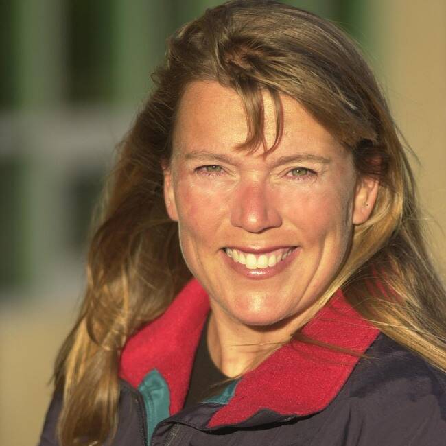 Premiere Speakers Bureau, Dawn Riley