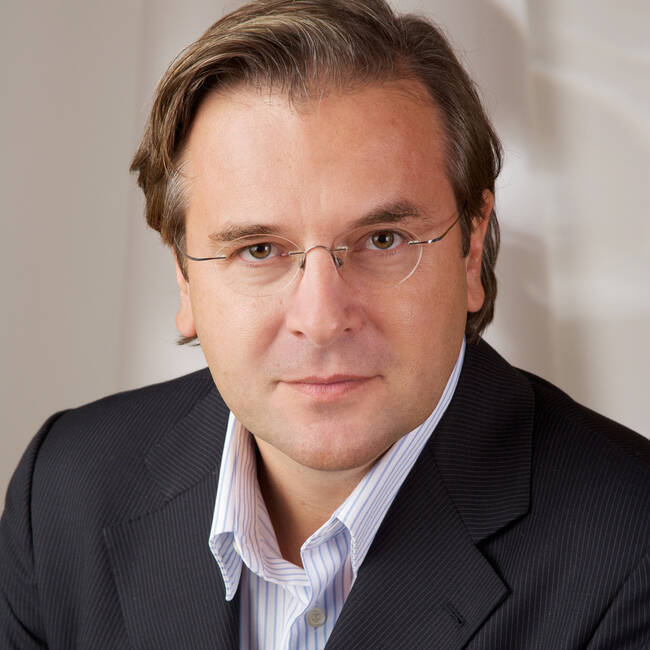 Premiere Speakers Bureau, Nenad Pacek