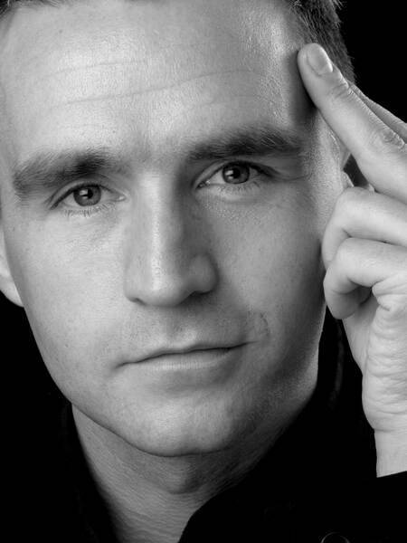 Caspar Berry | Experienced Motivational Speaker and Former Professional Poker Player