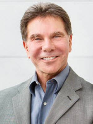 Robert Cialdini | Premiere Speakers Bureau