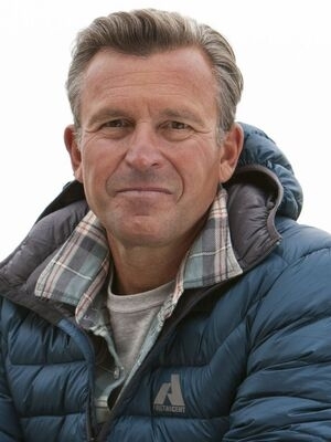Ed Viesturs, Adventurers