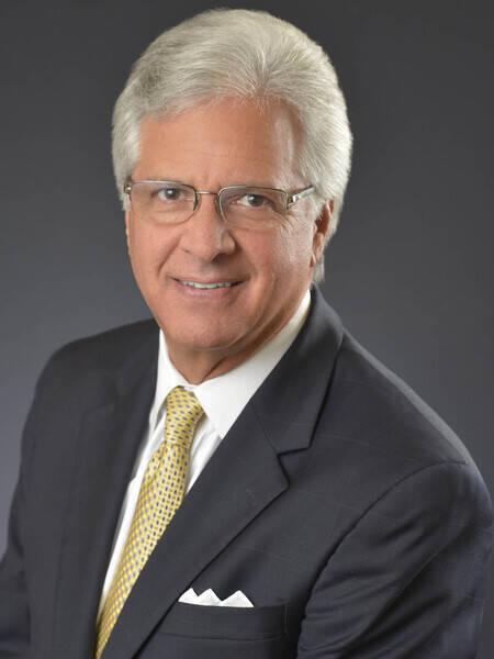 Mark Zinder | Futurist and leading trend forecaster specializing in the areas of finance and economics.