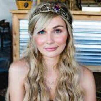 Clare Bowen