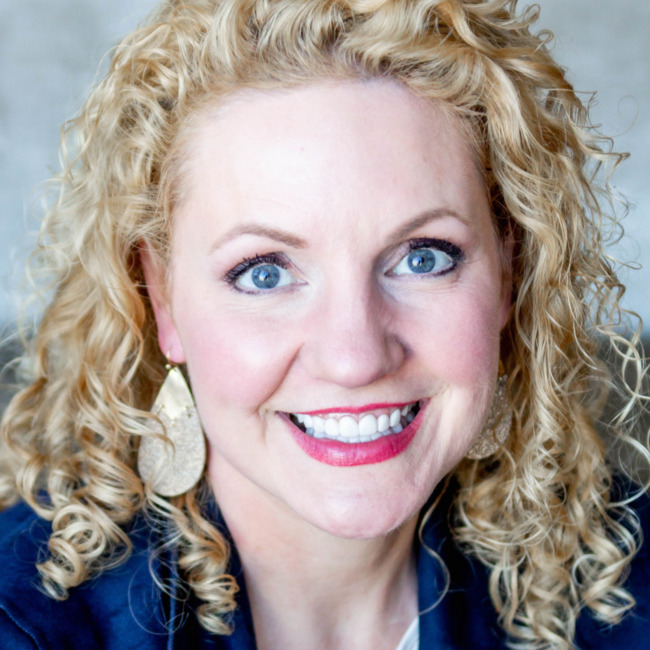 Premiere Speakers Bureau, Alli Worthington