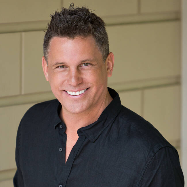 Premiere Speakers Bureau, Chris Helder