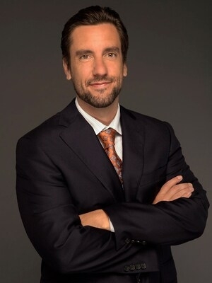 Clay Travis, Sports Media, Coaches & Sports Media, University Athletes, Social Media, Broadcast & Print Media, Author sports, sportscaster, SEC, FS1, Fox Sports, Outkick