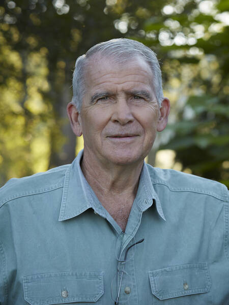 Premiere Speakers Bureau, Oliver North