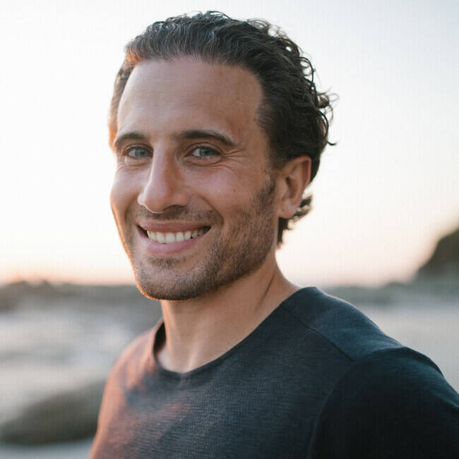 Premiere Speakers Bureau, Chris Bashinelli