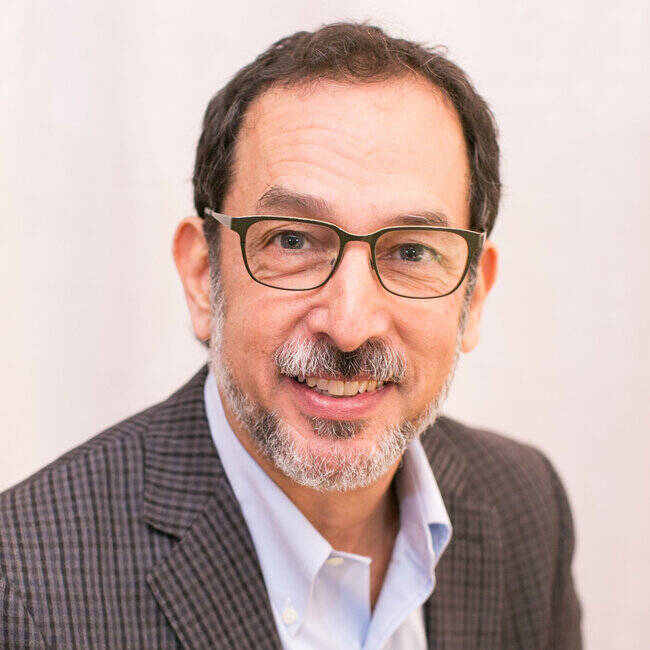 Premiere Speakers Bureau, Gary Langer