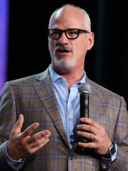 Scott Halford | Emmy Award-Winning Writer and Producer, Long-time Consultant to Fortune 500 executive and Bestselling Author