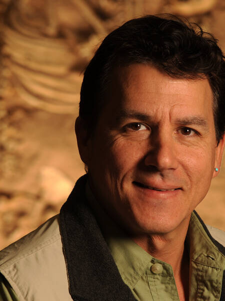 Paul Sereno | Paleontologist, Explorer and Gifted Speaker