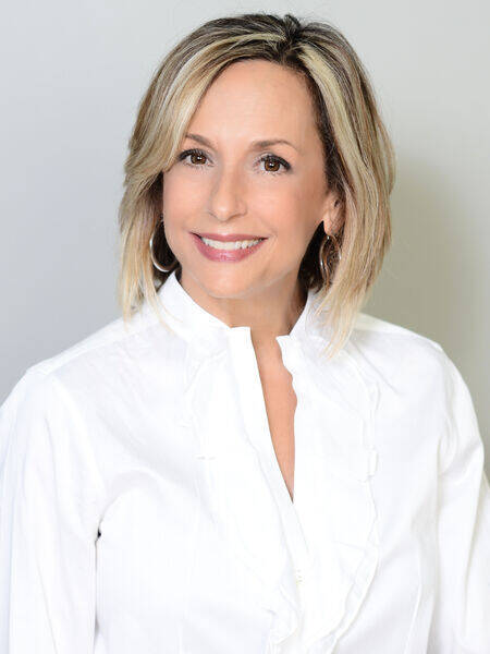Cynthia Wenz | Keynote Speaker for Pro-Life Movement, Women in Business (President/CEO) and Author of Healed for Life 