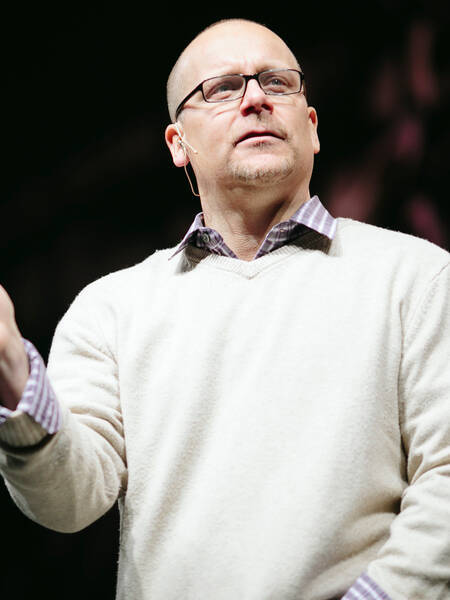 Brad Lomenick | President of Catalyst, Leadership Advisor, Best Selling Author and Keynote Speaker