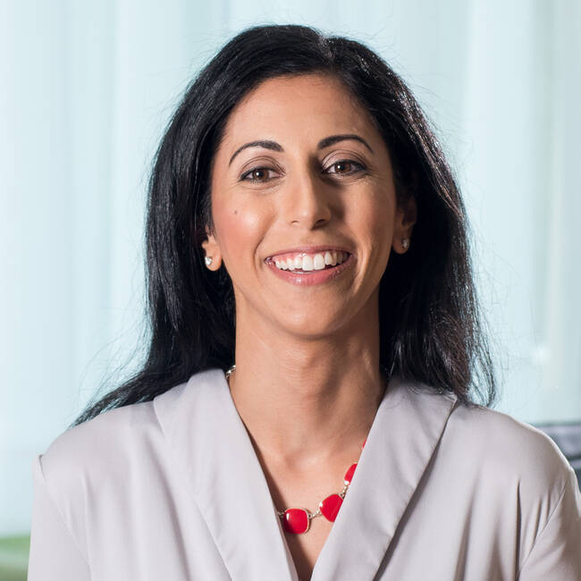 Premiere Speakers Bureau, Ida Abdalkhani