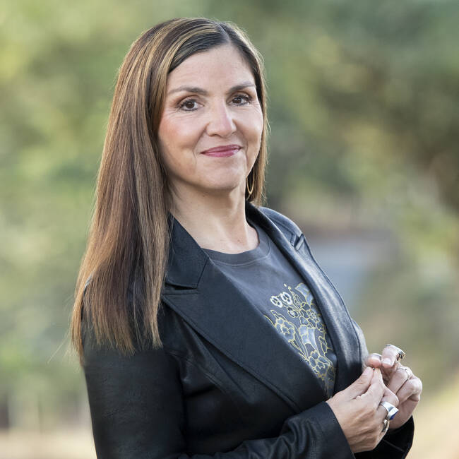 Premiere Speakers Bureau, Elena Aguilar