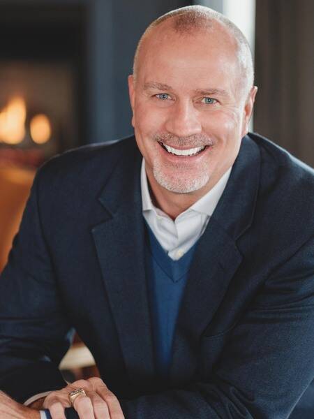 Dr. Randy Ross | Team Building Speaker, Bestselling Author & CEO of Remarkable