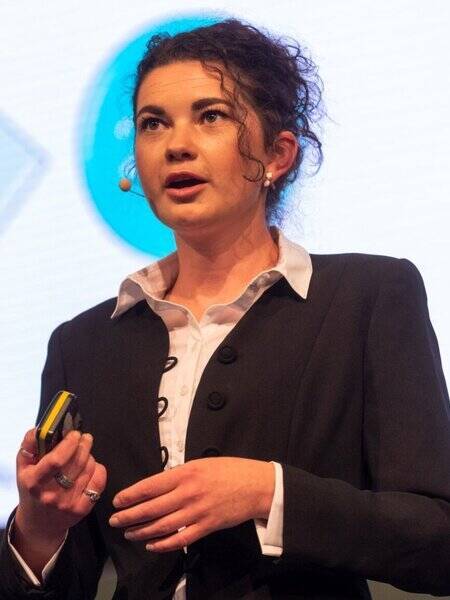 Darya Yegorina | Serial Entrepreneur And A Top Influential Global Speaker On The Topic Of AR In Education, Leadership And Entrepreneur Motivation.  