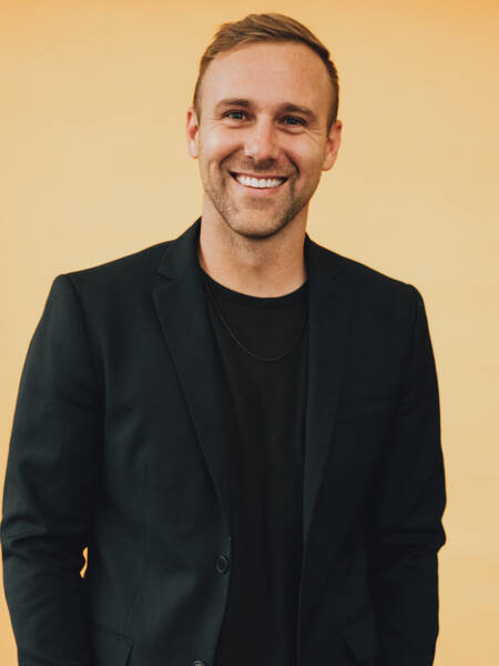 Dr. Tyler Tarver |  Ed.S - Ranked Top 100 YouTube Educator, Google Innovator, Apple Distinguished Educator, Author, Producer, Podcaster, Founder of Tarver Academy