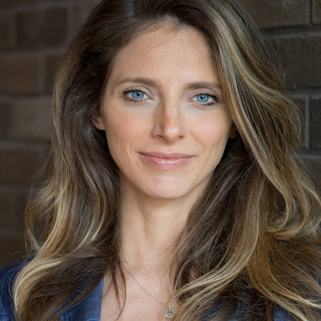 Premiere Speakers Bureau, Janine Stange
