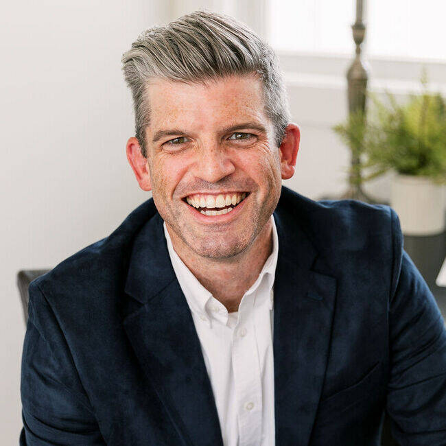 Premiere Speakers Bureau, Shawn Van Dyke