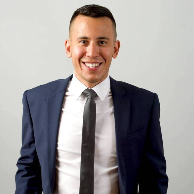Premiere Speakers Bureau, Eddie Scarry