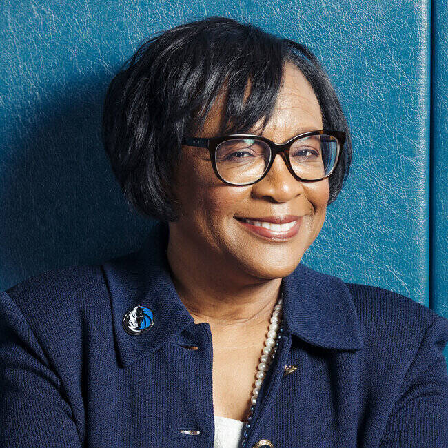 Premiere Speakers Bureau, Cynthia Marshall