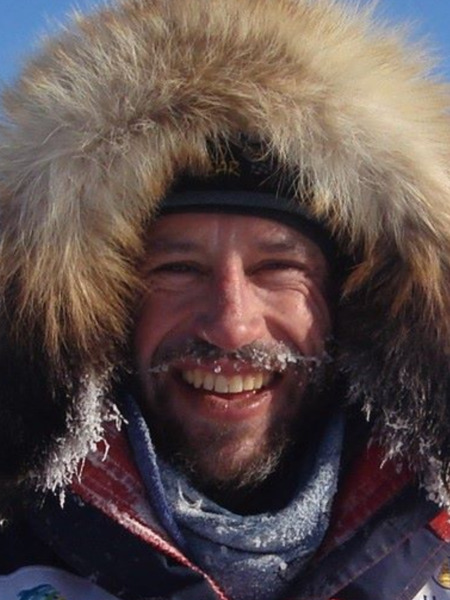 Adrian Hayes | Adventurer, Documentary Presenter, Author, Speaker and Consultant