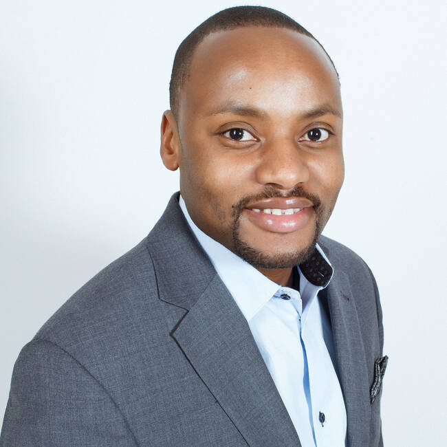 Premiere Speakers Bureau, Kuda Biza