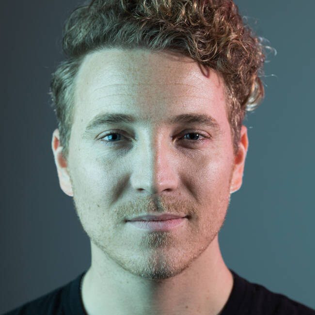 Premiere Speakers Bureau, Shane Snow