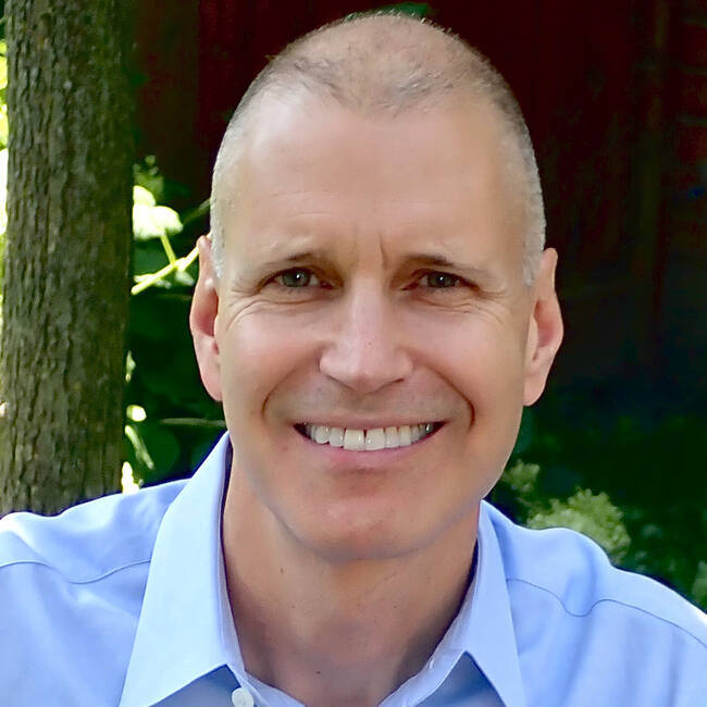 Premiere Speakers Bureau, Phil Buckley