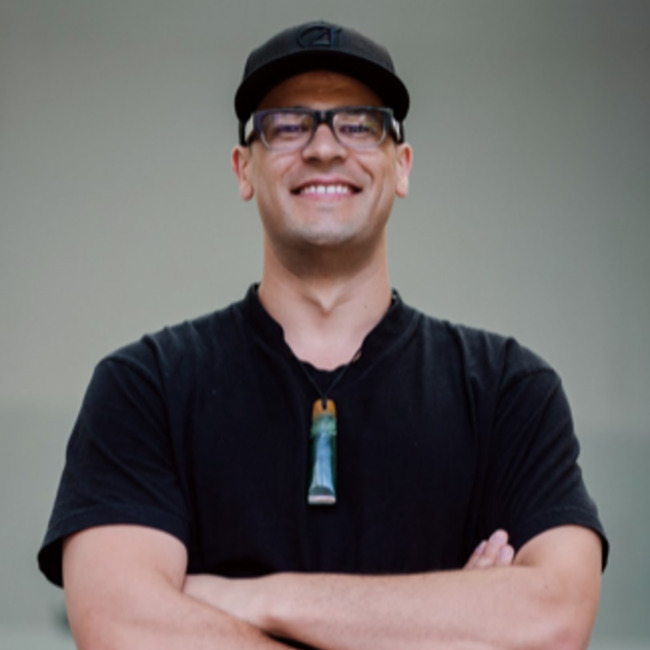 Premiere Speakers Bureau, Robett Hollis