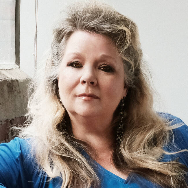 Premiere Speakers Bureau, Leslie Satcher