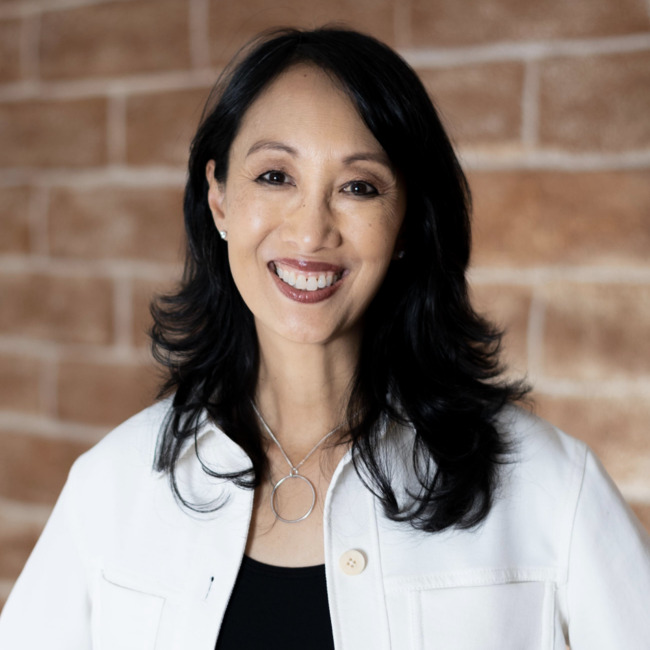 Premiere Speakers Bureau, Arlene Pellicane