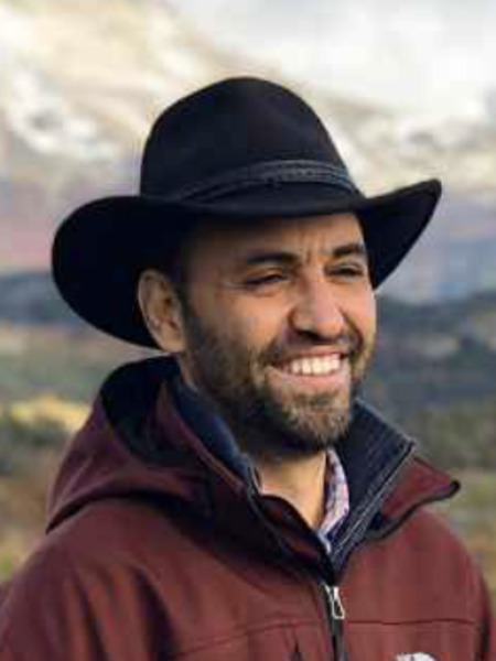 Aziz Abu Sarah | Entrepreneur, Global Speaker, and Author of Crossing Boundaries: A Traveler’s Guide to World Peace