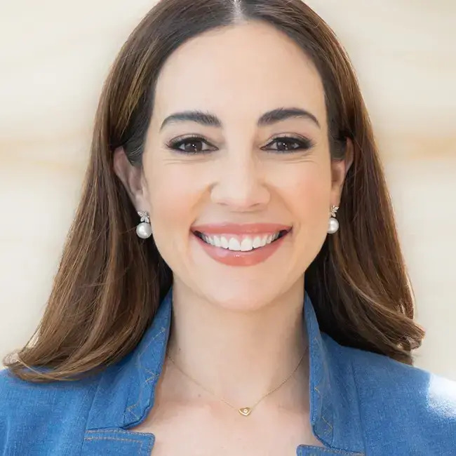 Premiere Speakers Bureau, Mariana Atencio