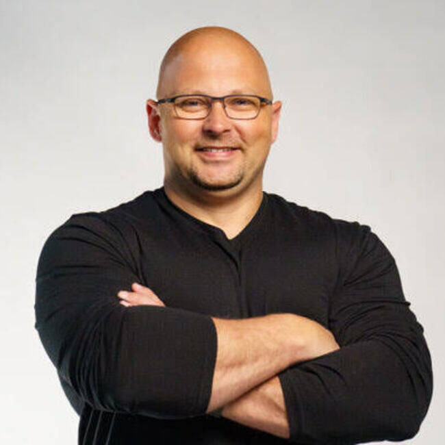 Premiere Speakers Bureau, Adam Davis