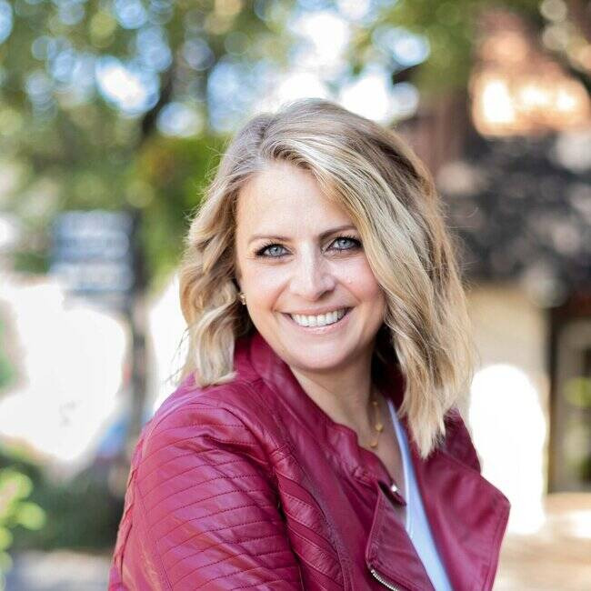 Premiere Speakers Bureau, Heidi St. John