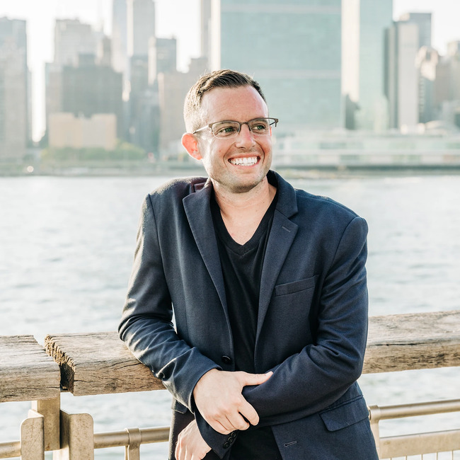 Premiere Speakers Bureau, Nolan Nichols