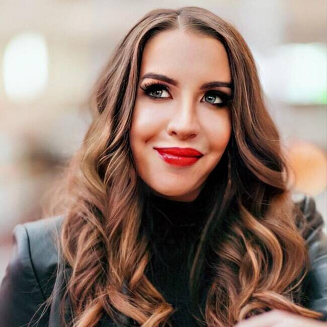 Premiere Speakers Bureau, Pattie Mallette