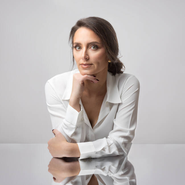 Premiere Speakers Bureau, Bettina Warburg