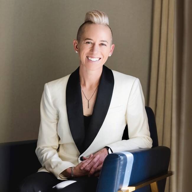 Premiere Speakers Bureau, Joanna Lohman
