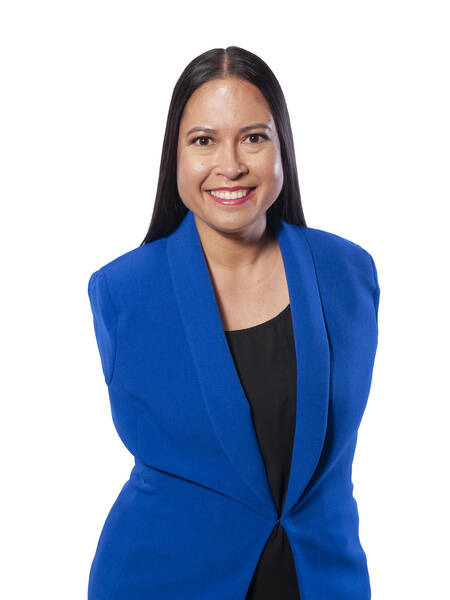 Jessica Cox | Founder of "Think Outside the Shoe"