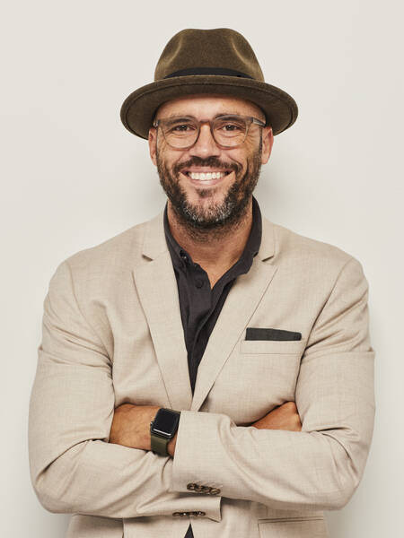 Jeremy Cowart | Explorer of Light / One of AdWeeks 10 Visual Artists Who are “Changing the Way We See the World”